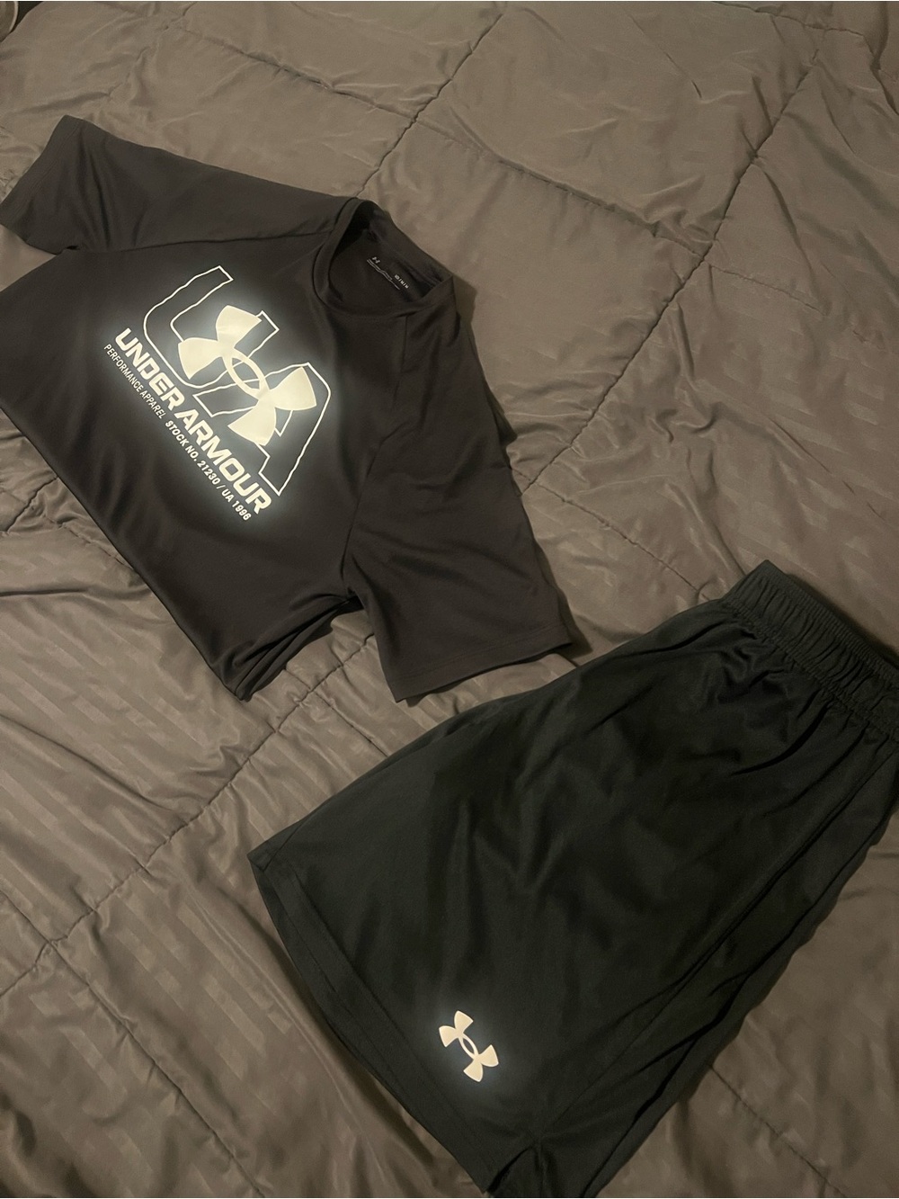 Under Armour Bundle Sz M/L